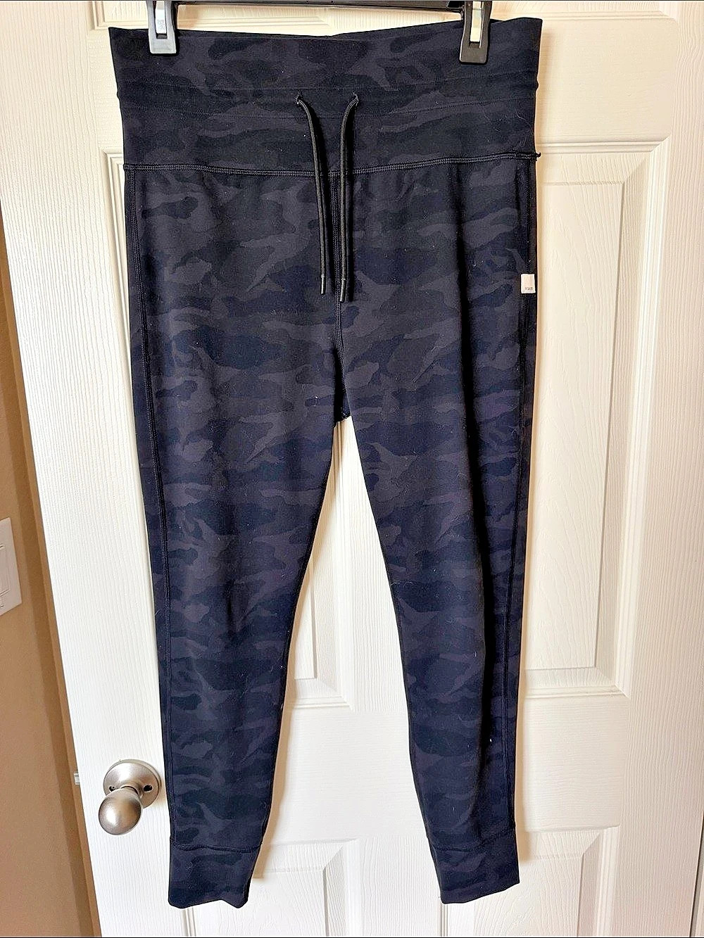 Vuori Camo daily jogger